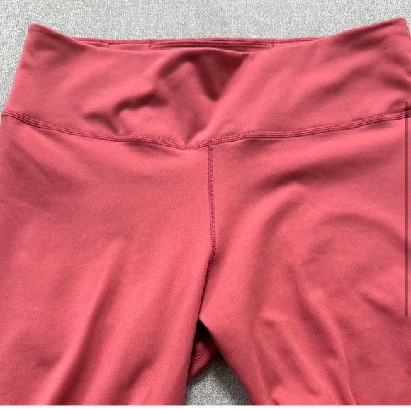 Nike Dri-FIT Peach Colored leggings - Picture 2 of 4